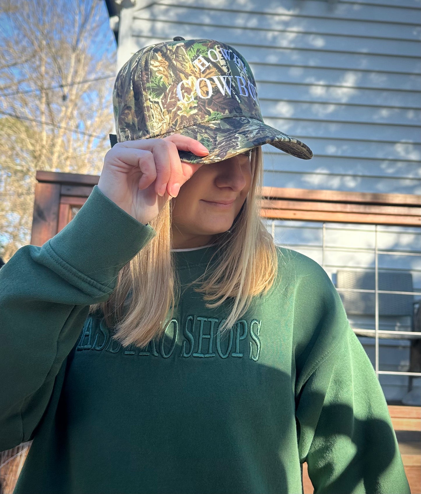 Howdy Cowboy Trucker Hat