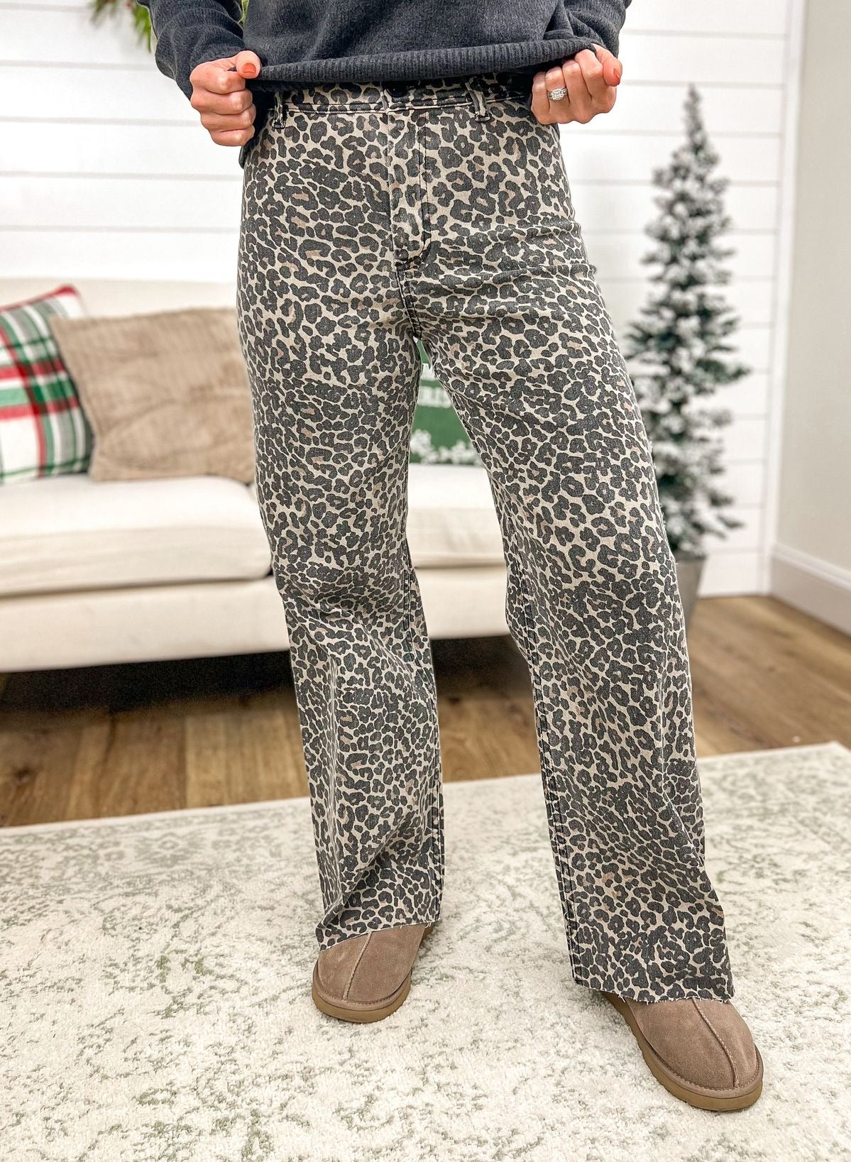 Wild One - Leopard Vintage Straight Jeans